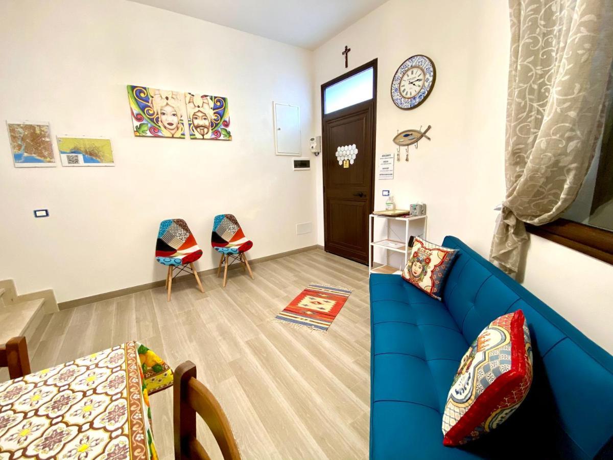 Seacily House Affittacamere *